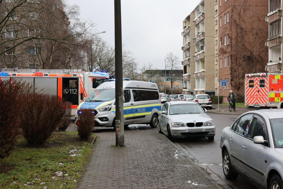Feuerwehr, Rettungsdienst und Polizei eilten in die Zollikoferstraße.