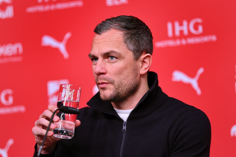 Von ihm wird jetzt sehr viel erwartet: Sportgeschäftsführer Marcel Schäfer (40).
