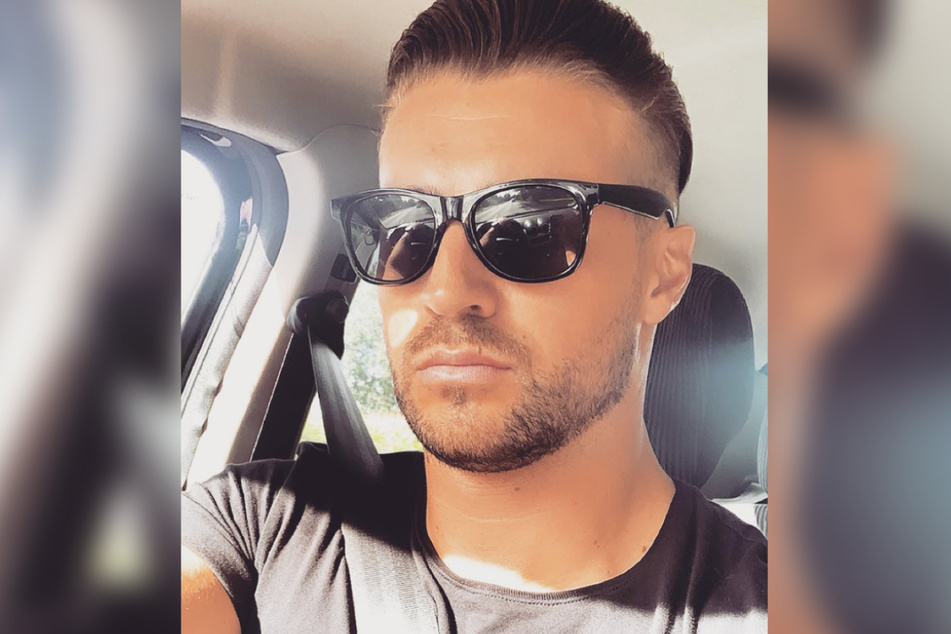 Seit seiner Teilnahme an "Die Bachelorette" steht Alex in der Öffentlichkeit.