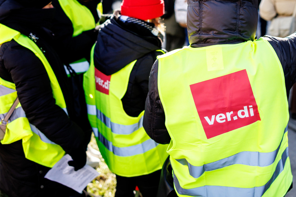 In Bayern wird am heutigen Mittwoch gestreikt. Die Gewerkschaft Verdi hat zu einem großen Branchenstreiktag aufgerufen. (Symbolbild)