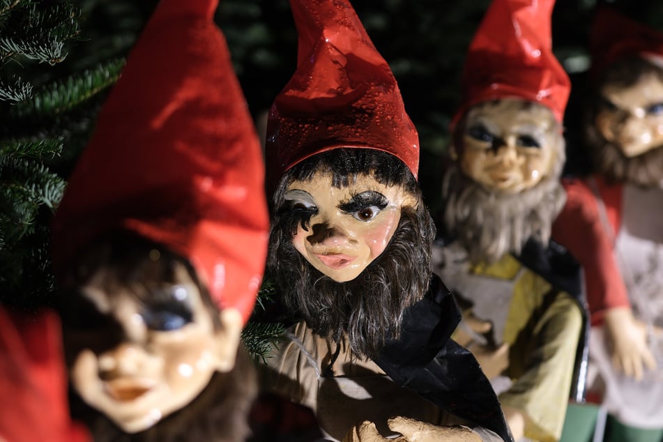 Die Figuren stellen Szenen aus verschiedenen Märchen dar, wie hier beispielsweise aus Schneewittchen. (Archivfoto)