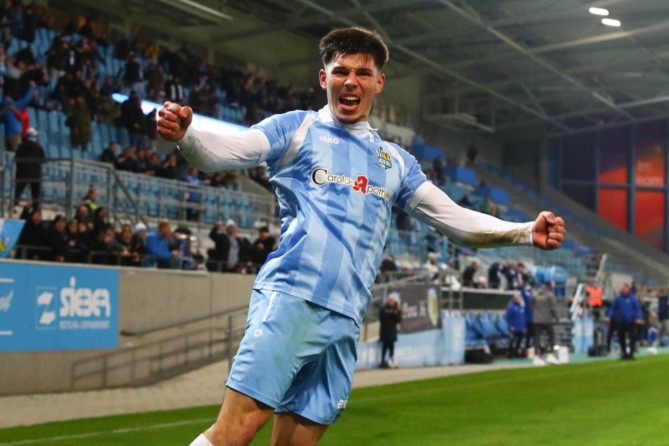 Maurizio Grimaldi (23) schoss in den letzten beiden Spielen vier Tore. Entsprechend groß war die Freude, wie hier gegen Altglienicke.