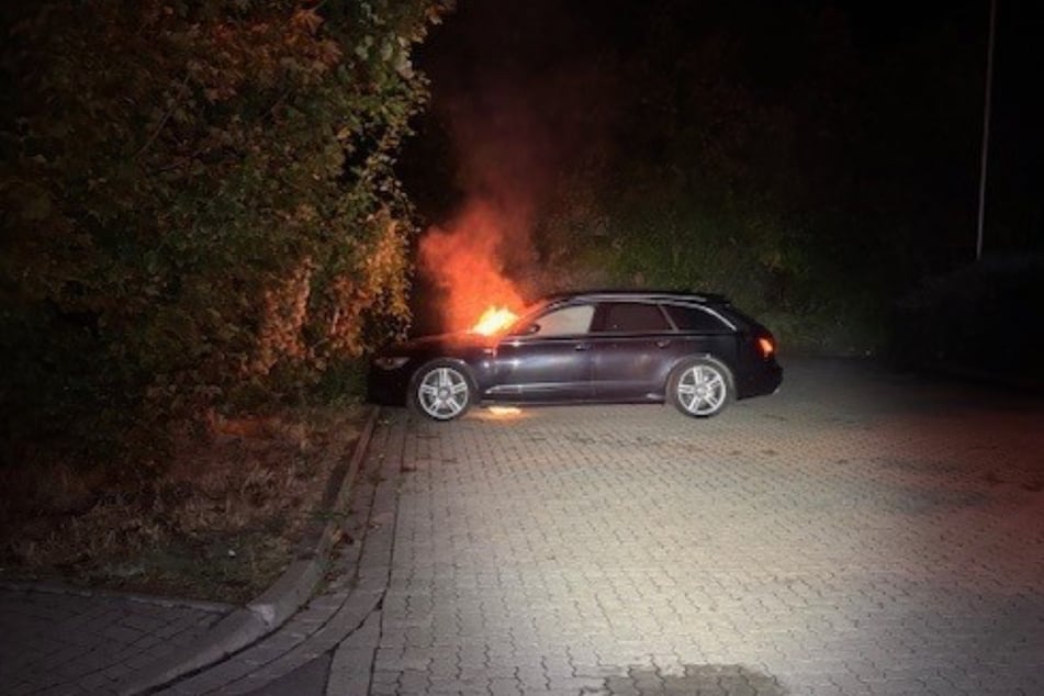 In Halberstadt brannte in der Nacht ein Auto - schon wieder.