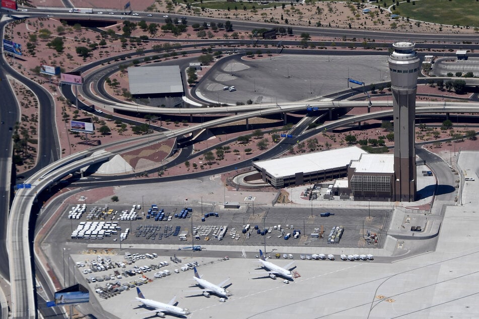 Kurz nach dem Start musste die Maschine zum Internationalen Flughafen Harry Reid zurückkehren.