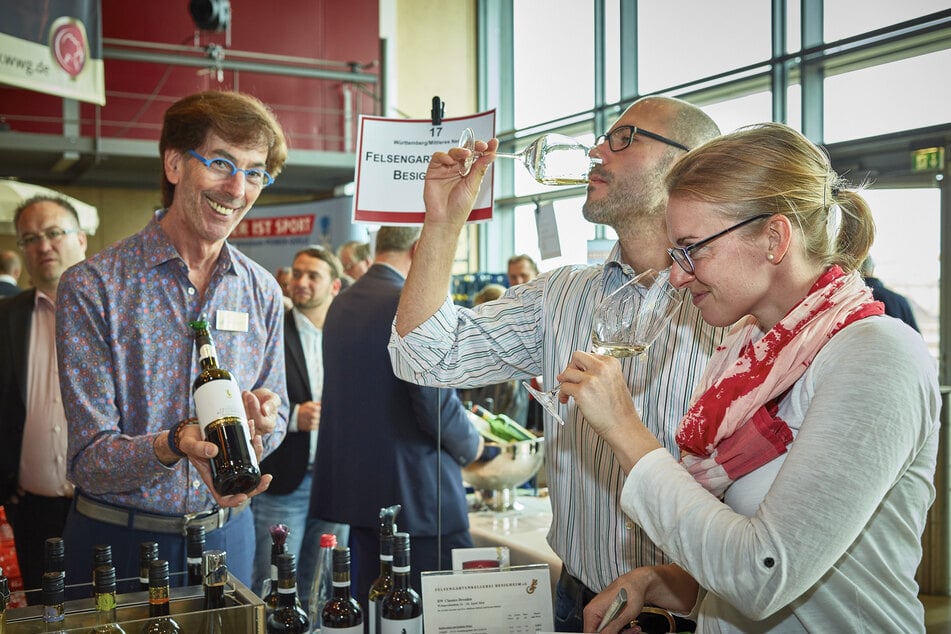 Bei der Weinmesse im Congress Center darf ausgiebig probiert werden.