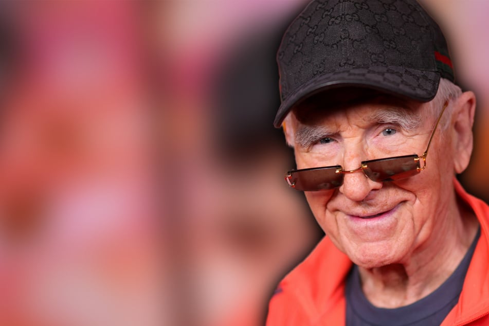 Kampf der Realitystars: Klo-Überraschung für Prinz Frédéric: "Mache die Tür auf, sitzt da ein Mädel drauf"