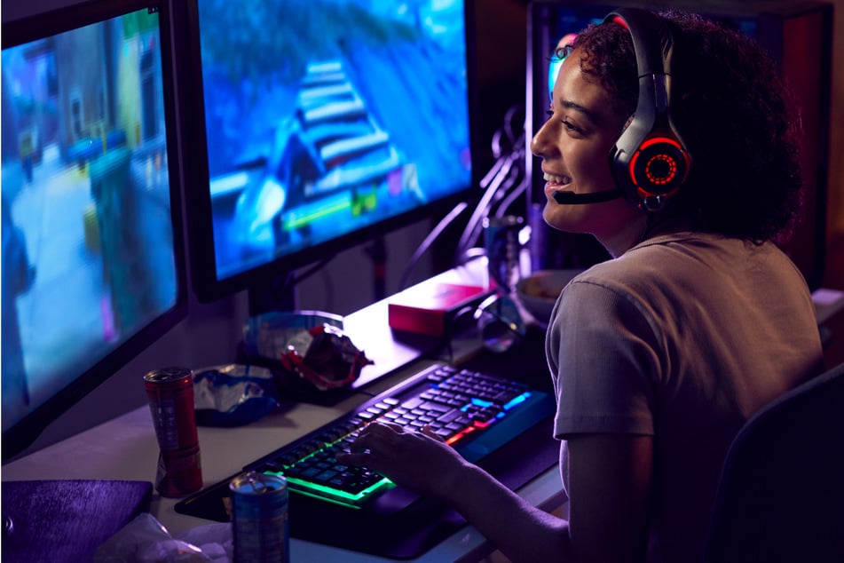 "A toxic environment": New study reveals shocking number of female gamers deal with harassment