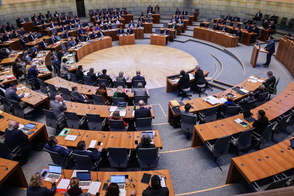 Ab 13.30 Uhr wird im Innenausschuss des Landtags diskutiert.