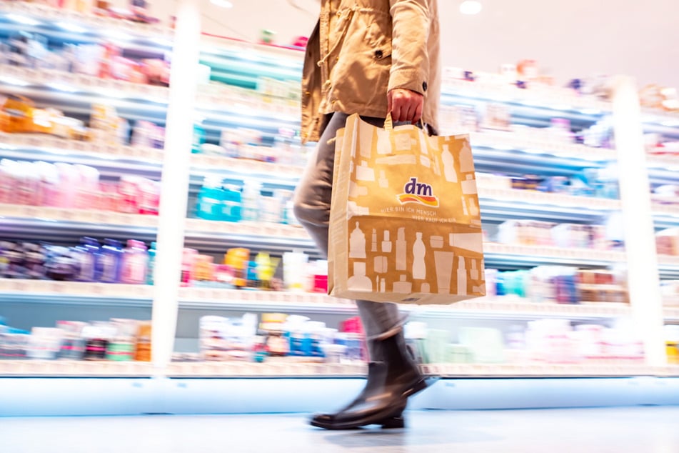 In diesem dm-Markt gibt's nur jetzt 10 Prozent Willkommens-Vorteil auf jeden Einkauf