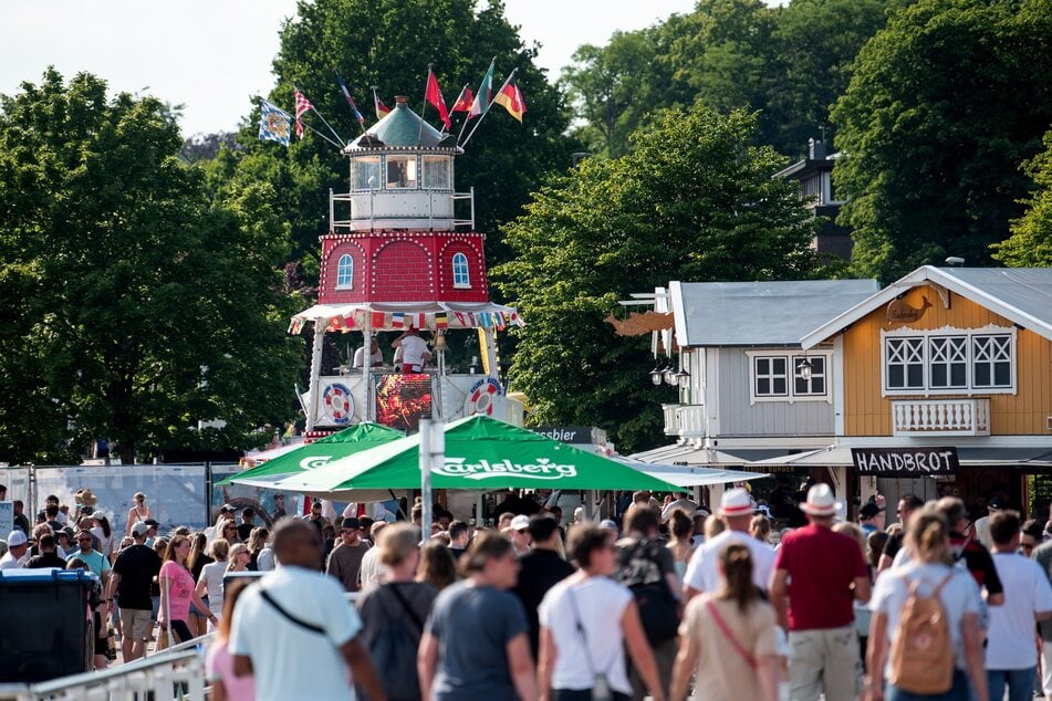 Auch die Kieler Woche bleibt von der aktuellen Hitzewelle nicht verschont.