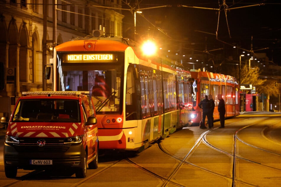 Die City- und Straßenbahnen stehen still.