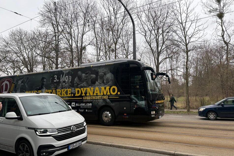 Der Bus der SGD ist da.