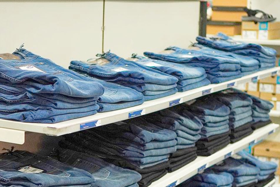 Stone Rich Jeans gibt's jetzt für 100 Euro günstiger in diesem Online-Shop
