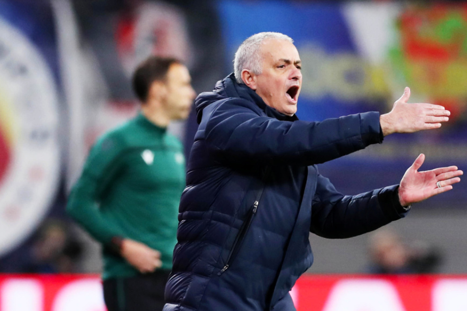 Jose Mourinho und Tottenham helfen Bedürftigen in Corona-Krise: "Es ist emotional"!