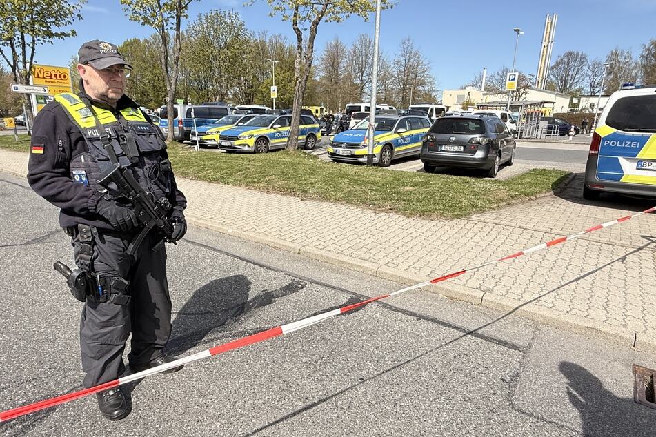 Die Spurensicherung arbeitet derzeit auf Hochtouren.