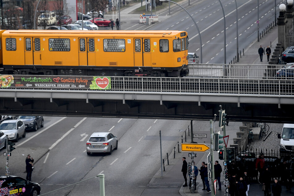 Auch innerhalb Berlins soll sich einiges tun in Sachen Bahnverbindungen. (Symbolbild)