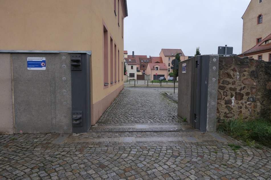 Momentan fehlt ein Tor in der Grimmaer Hochwasserschutzanlage.