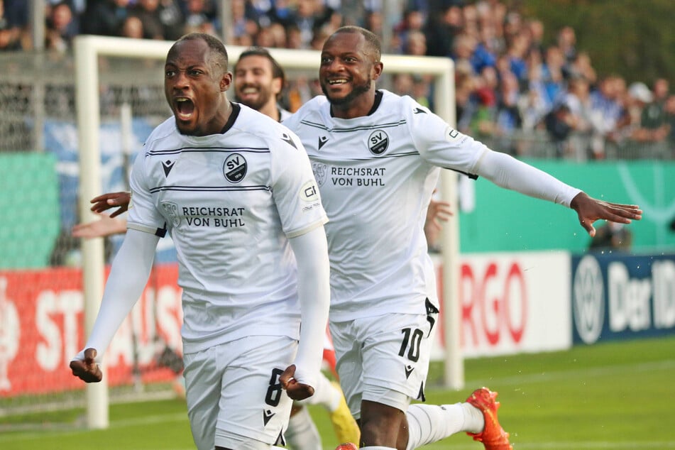 Für Sandhausen standen die Kinsombi-Brüder schon einmal gemeinsam auf dem Platz. (Archivfoto)