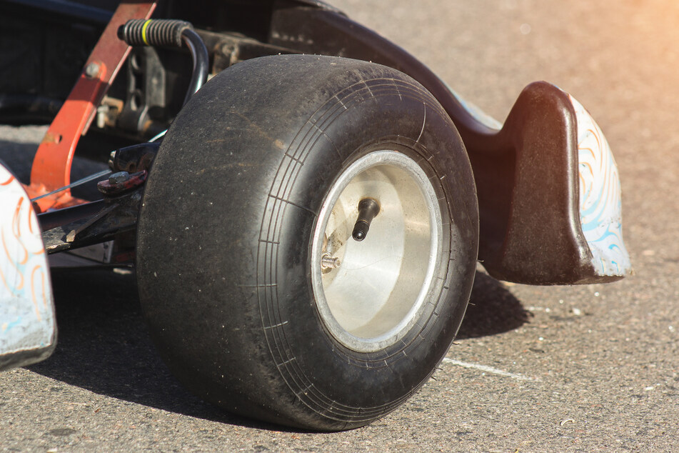Ein 28-jähriger Mann war betrunken mit einem Go-Kart im Straßenverkehr unterwegs. (Symbolbild)