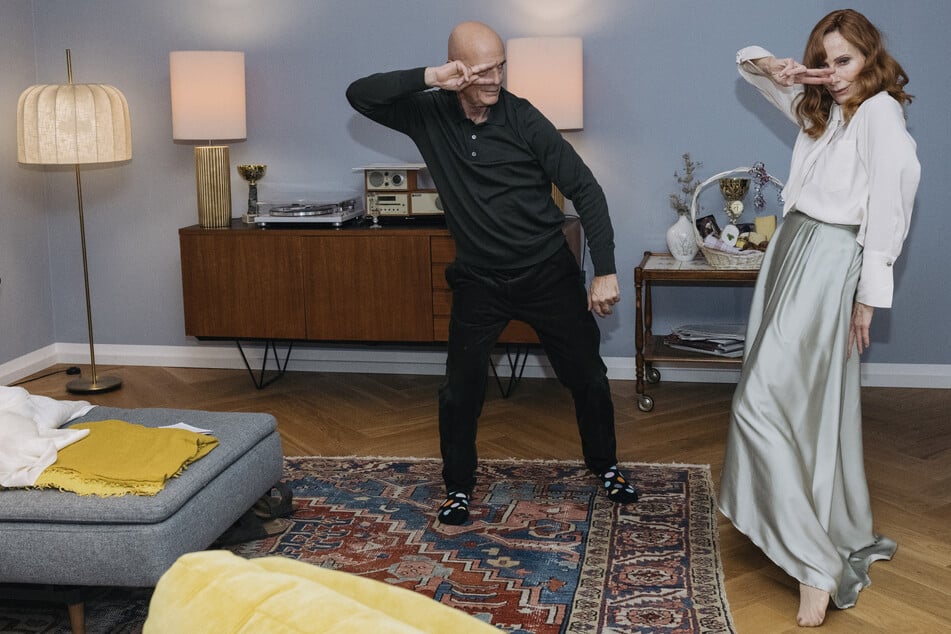 In der ARD-Fernsehkomödie "Entführen für Anfänger" spielen Christian Berkel (68) und Andrea Sawatzki (62) zwei Komplizen. (Archivbild)