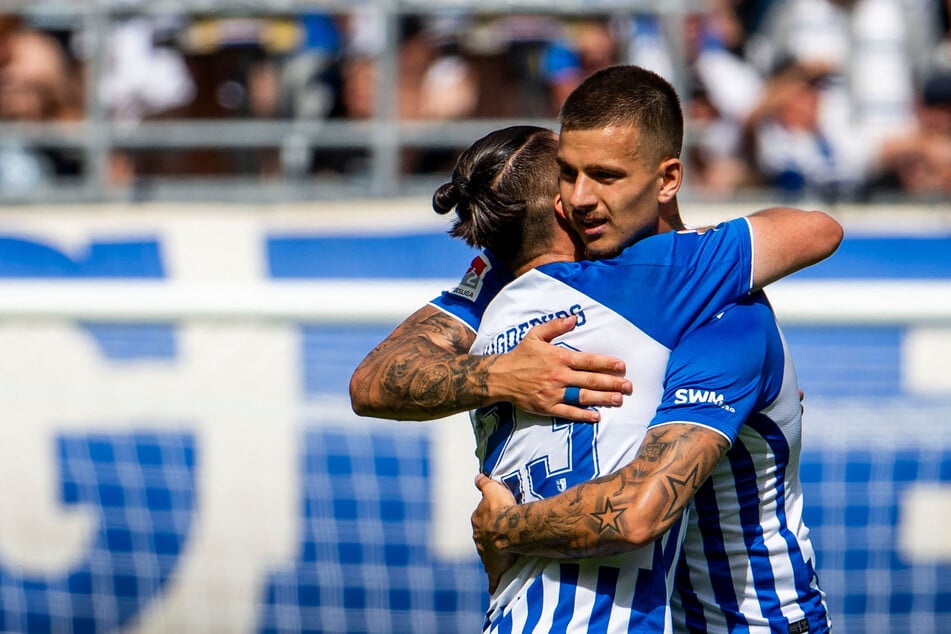 Der FCM kann sich in schwierigen Spielen immer auf Baris Atik (l., 31) und Mateusz Zukowski (24) verlassen.
