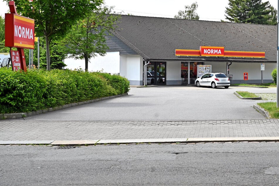 Die Tat geschah auf diesem Norma-Parkplatz.