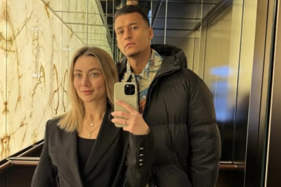 Bereits seit 2021 sind Evelyn (31) und Davie Selke (30) verheiratet.