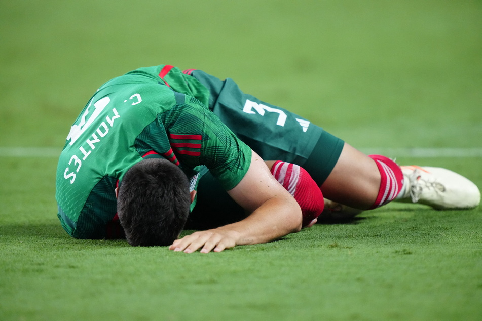 USA gegen Mexiko wird zum Skandalspiel: Vier Rote Karten!