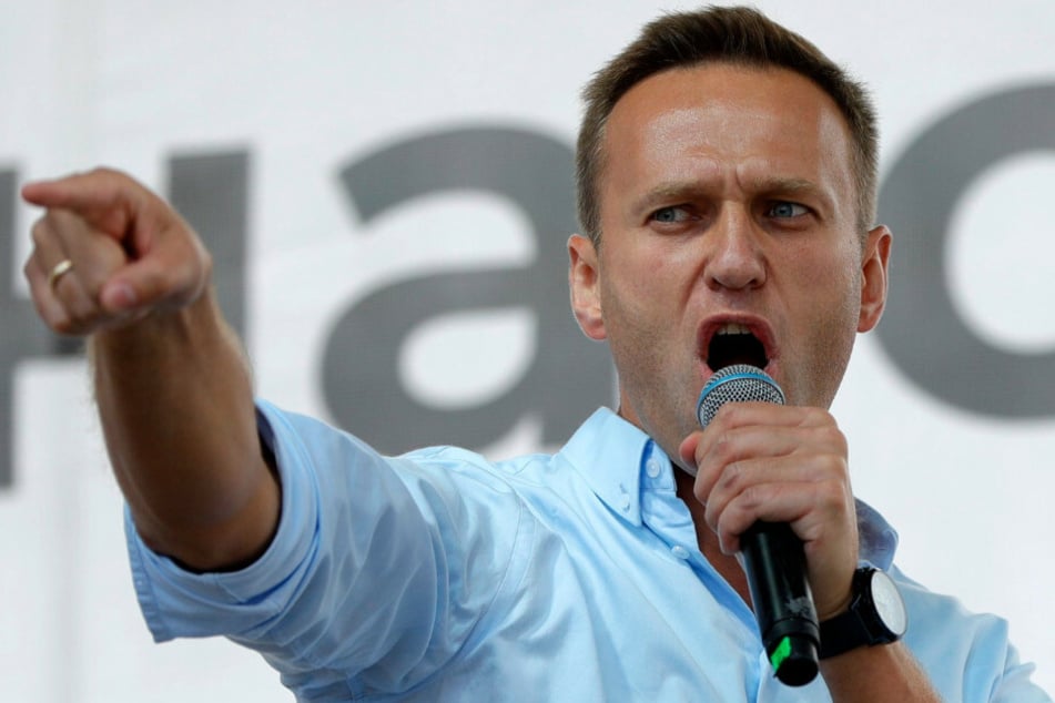 Alexej Nawalny, Oppositionsführer aus Russland, spricht bei einem Protest in Moskau.