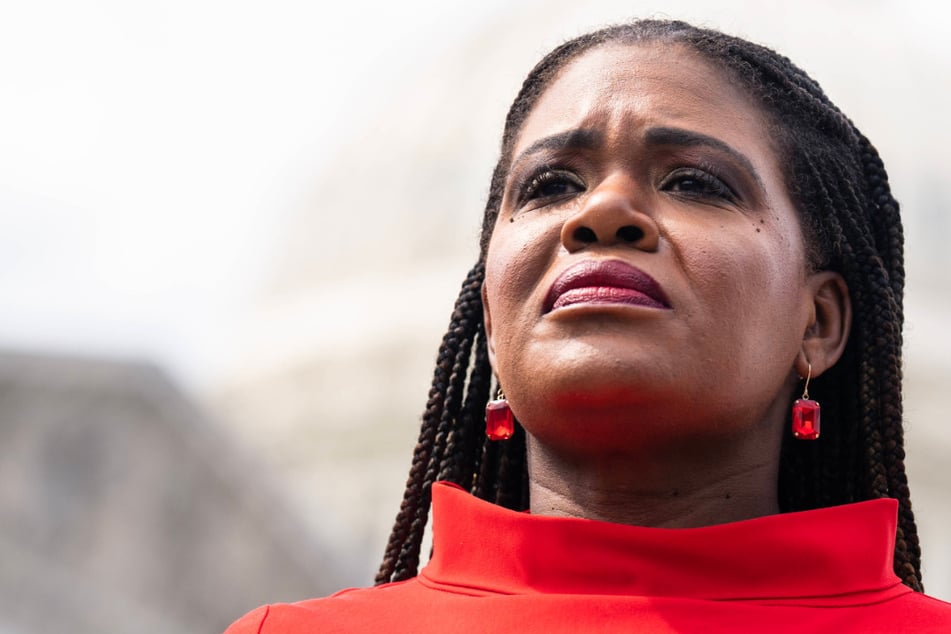 Cori Bush issues defiant response to Israel lobby spending push: "Not for sale"