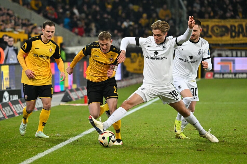 Nach seinem starken Auftritt betonte Lemmer (l.), dass es nur gemeinsam im Team geht und lobte die Mannschaft.