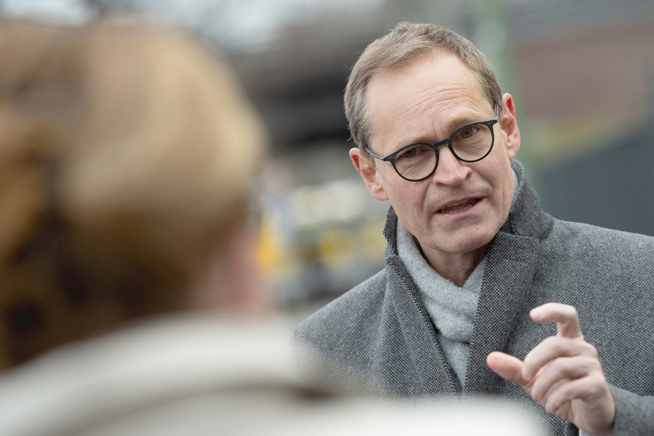 Berlins Regierender Bürgermeister Michael Müller (56, SPD) will, dass Geimpfte ihre Grund- und Freiheitsrecht zurückerlangen.