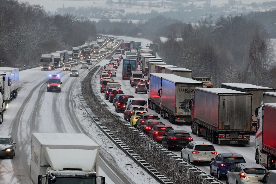 Nichts ging mehr auf der A4 bei Glauchau: In Richtung Erfurt bildete sich ein kilometerlanger Stau.