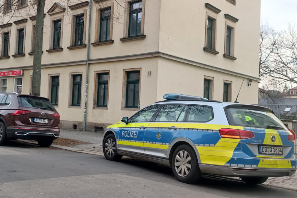 Dresden: Axt-Alarm in Pieschen! Randalierer löst Polizei-Einsatz aus
