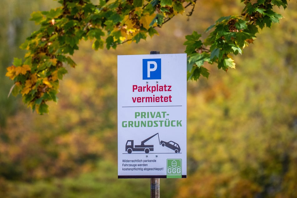 Wer Autos unerlaubt auf dem GGG-Parkplatz abstellt, riskiert, abgeschleppt zu werden.