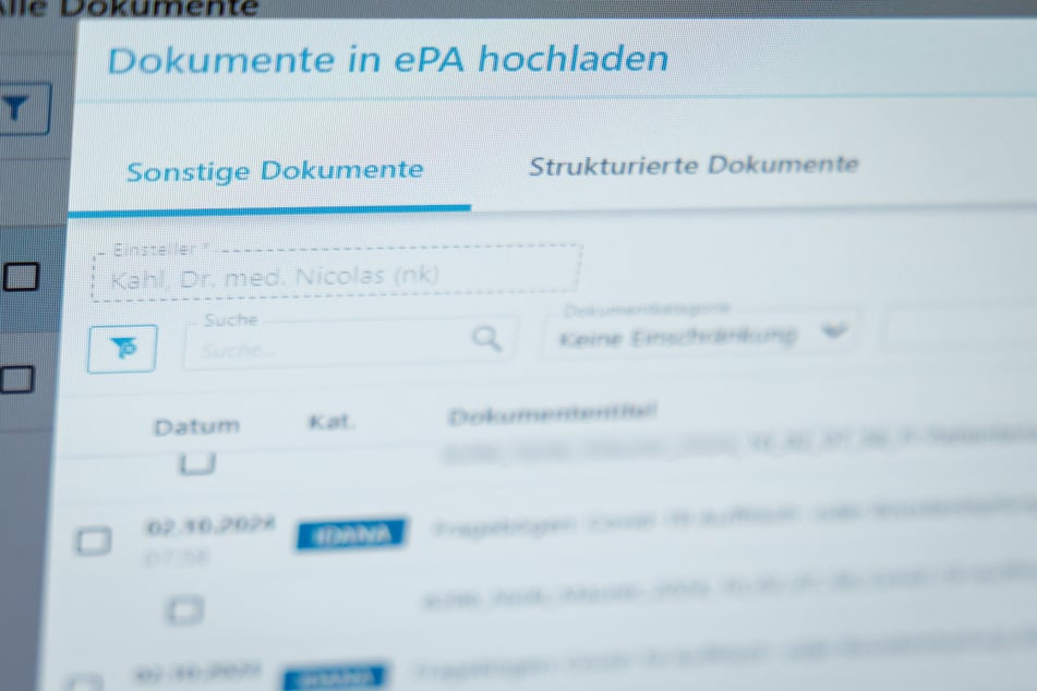 Mehr als 90 Prozent der Praxen in Sachsen sind technisch auf die elektronische Patientenakte vorbereitet.