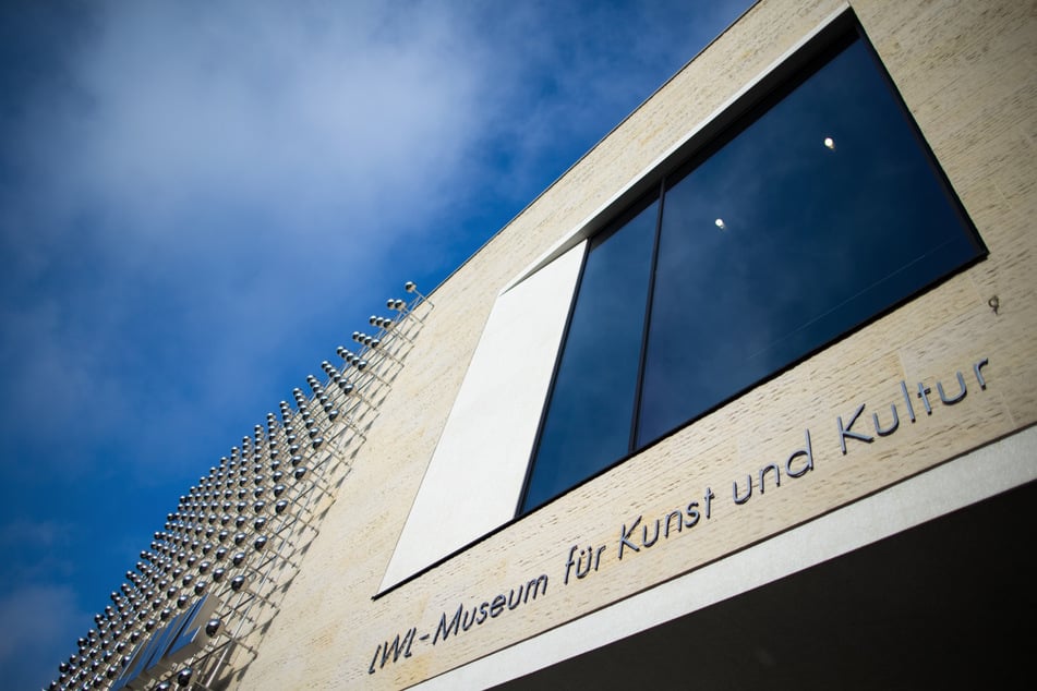 Das LWL-Museum für Kunst und Kultur in Münster will mit der Ausstellung "Tiere. Geliebt &amp; gejagt" die Beziehung zwischen Mensch und Tier neu betrachten.