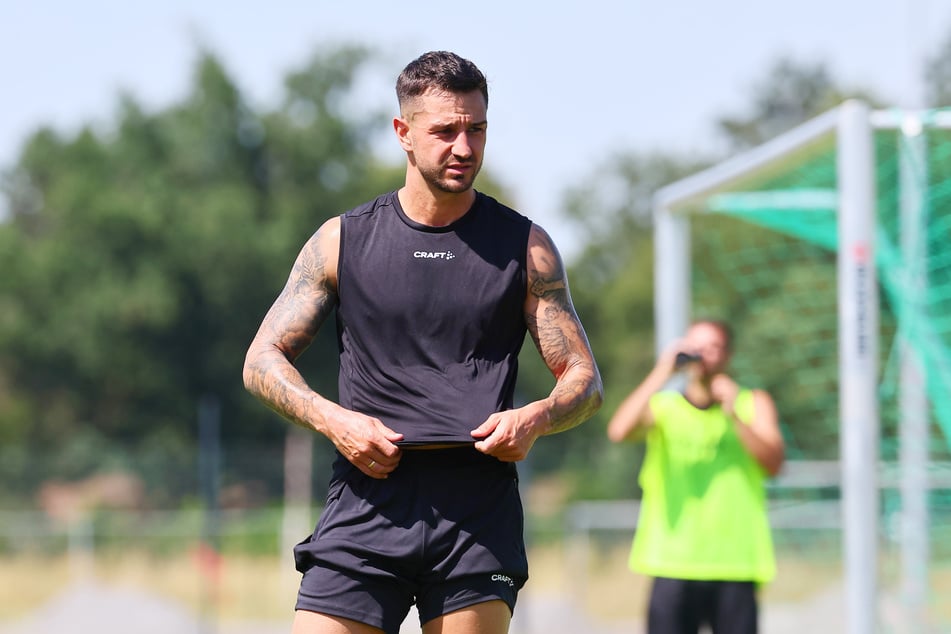 Filip Kusic (30) hat sich von seinen muskulären Problemen erholt und kann gegen Kladno wohl dabei sein.