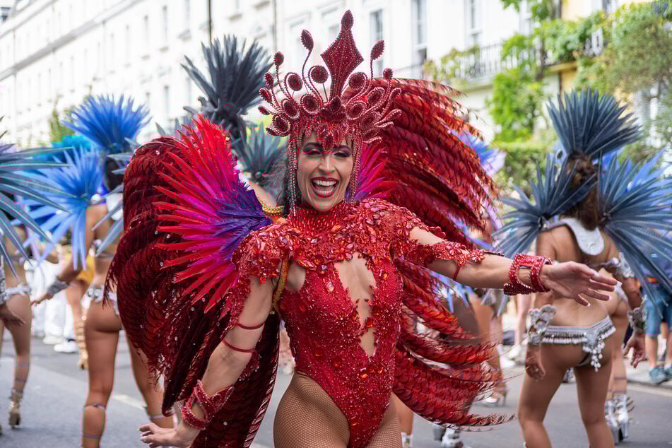 Bunt, laut, lebensfroh - das ist Samba, egal ob in Rio oder in Dresden.