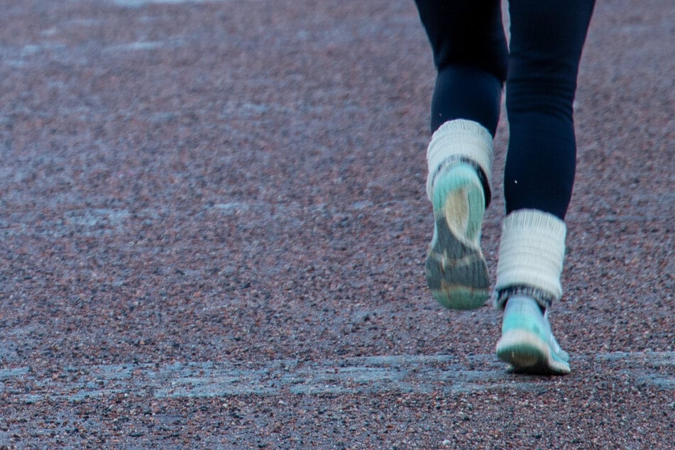 Die 29-Jährige konnte sich befreien und flüchten. (Symbolbild)
