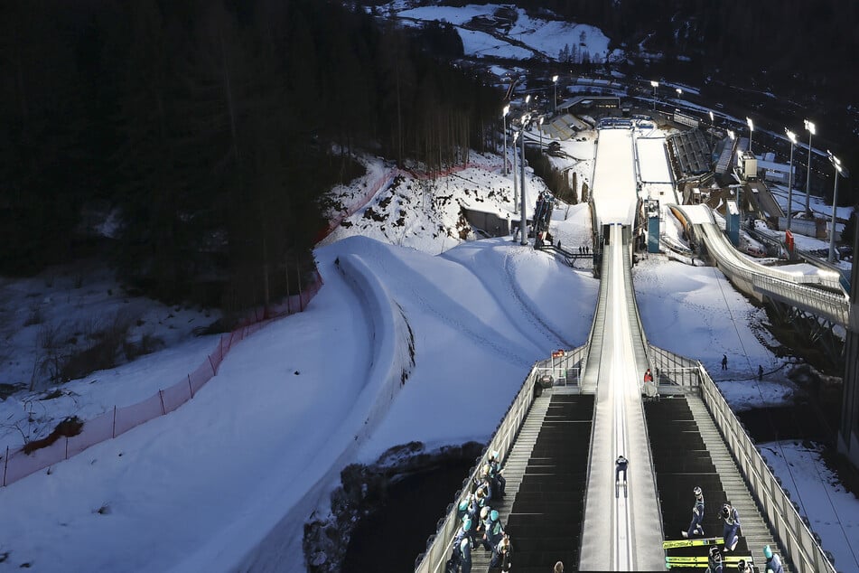 Explosive Olympia-Entdeckung: Handgranate nahe Skisprung-Anlage aufgetaucht