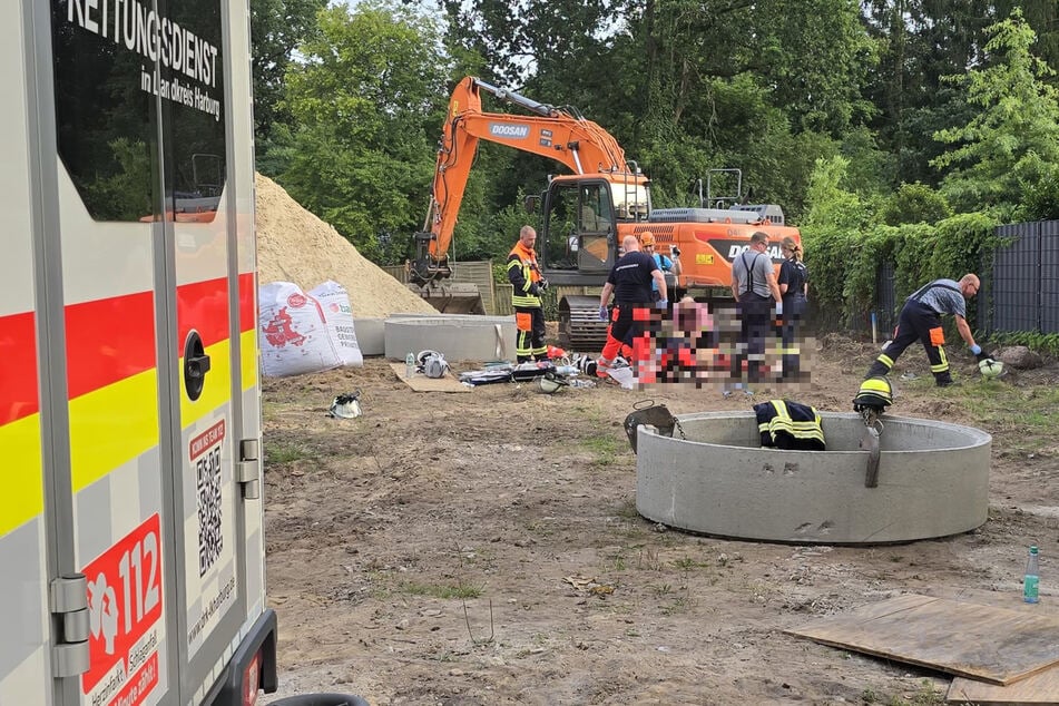 Am Donnerstag ist ein Mann in Niedersachsen bei einem Arbeitsunfall verunglückt.