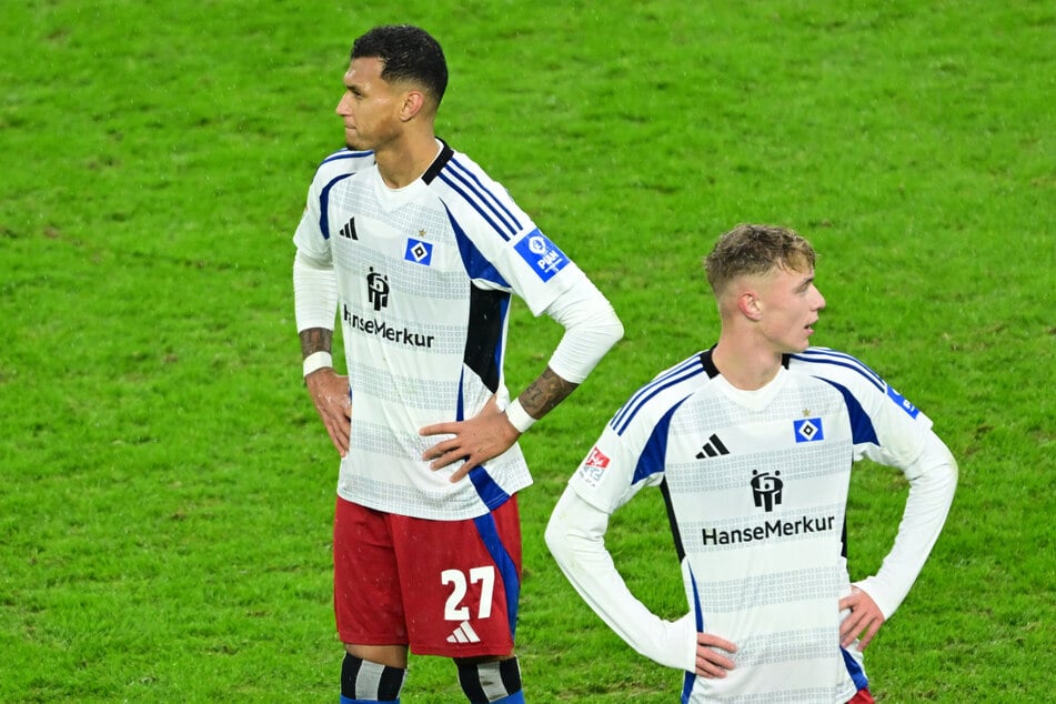 Betretene Gesichter beim HSV: Das 2:2 gegen Schalke war das fünfte sieglose Pflichtspiel der Rothosen in Folge.