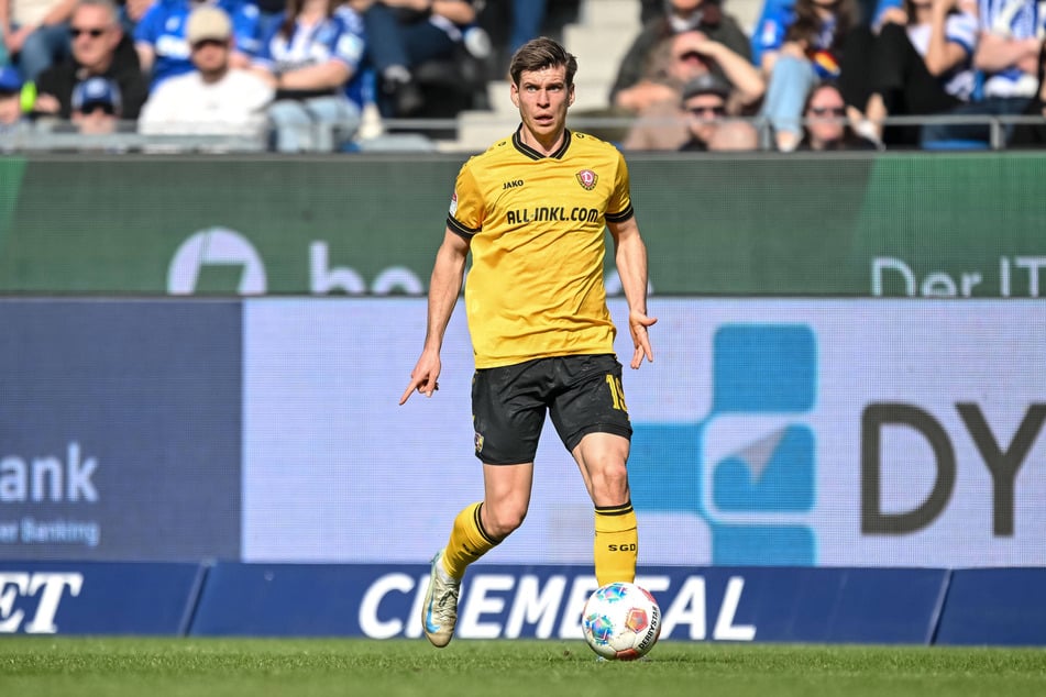 Dynamos Alexander Rossipal (29) äußerte sich nach der öffentlichen Trainingseinheit zur strittigen Elfmeter-Situation im Auswärtsspiel beim Karlsruher SC.