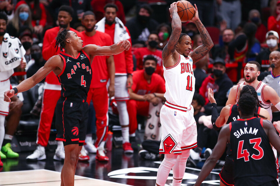 Chicago Bulls Forward DeMar DeRozan scored 29 points in the Bulls' road win at the Raptors.
