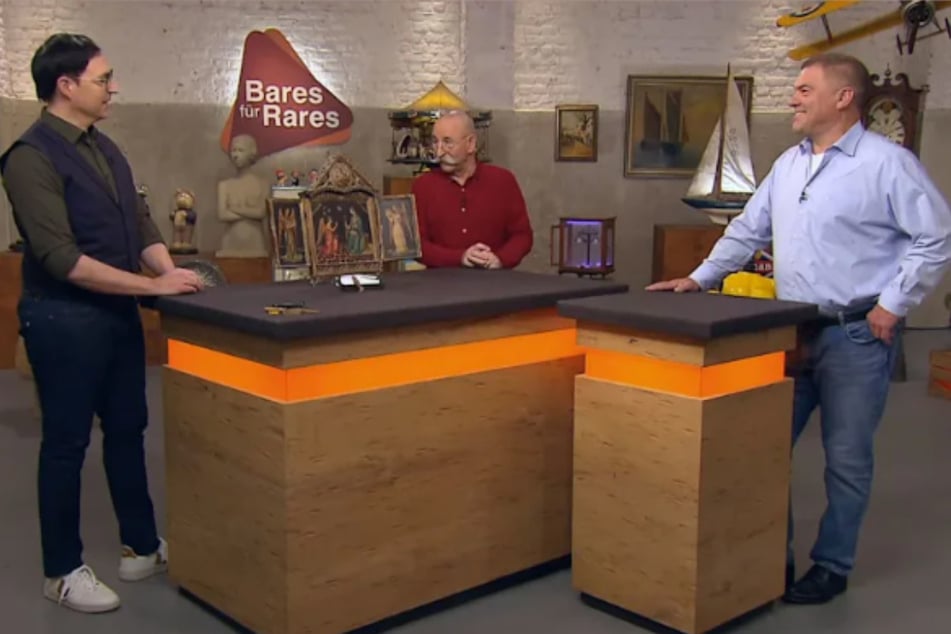 Bares für Rares: "Bares für Rares": Ahnungsloser Gast will nur 100 Euro und kassiert Sensationspreis