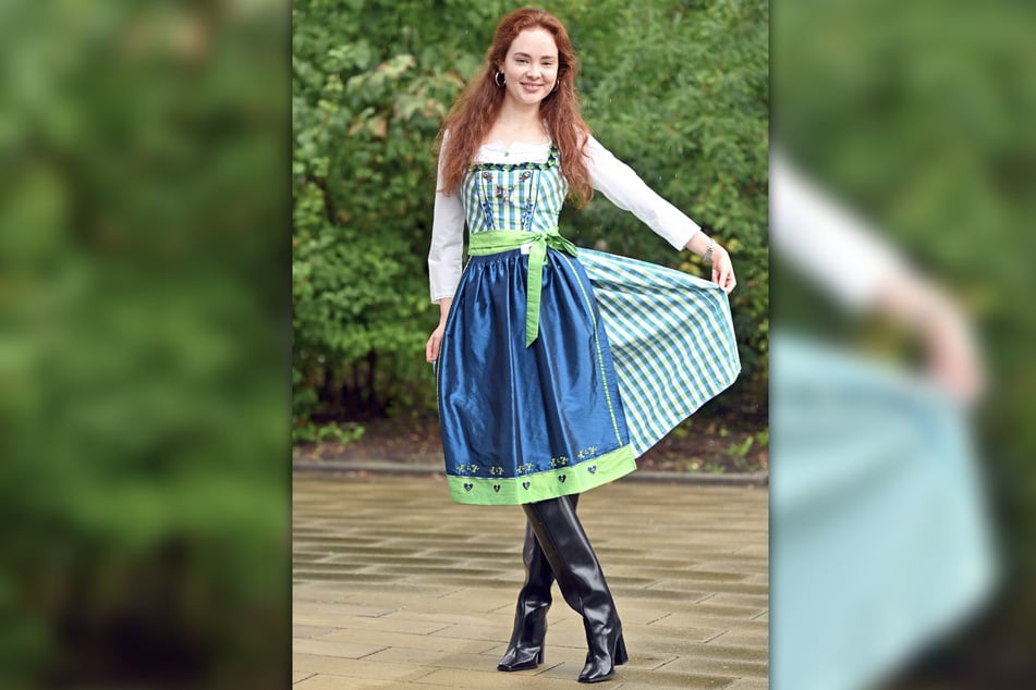 Ein wahrer Mädchentraum: TAG24-Reporterin Stella Kreuzer (25) probiert ganz spontan ein Dirndl an.