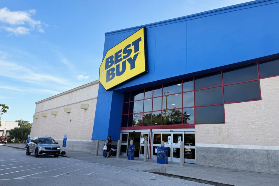 This Best Buy Sale on Thursday, April 16 Has Huge Deals on Smart TVs, Iced Coffee Makers, and more