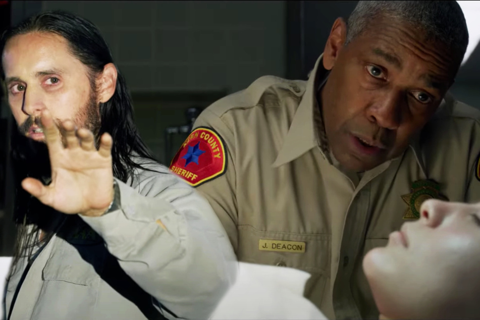 Ist Albert Sparma (Jared Leto, l.) wirklich der Killer? Oder befindet sich Kern County Sheriff Joe "Deke" Deacon (Denzel Washington, M.) auf der falschen Fährte?