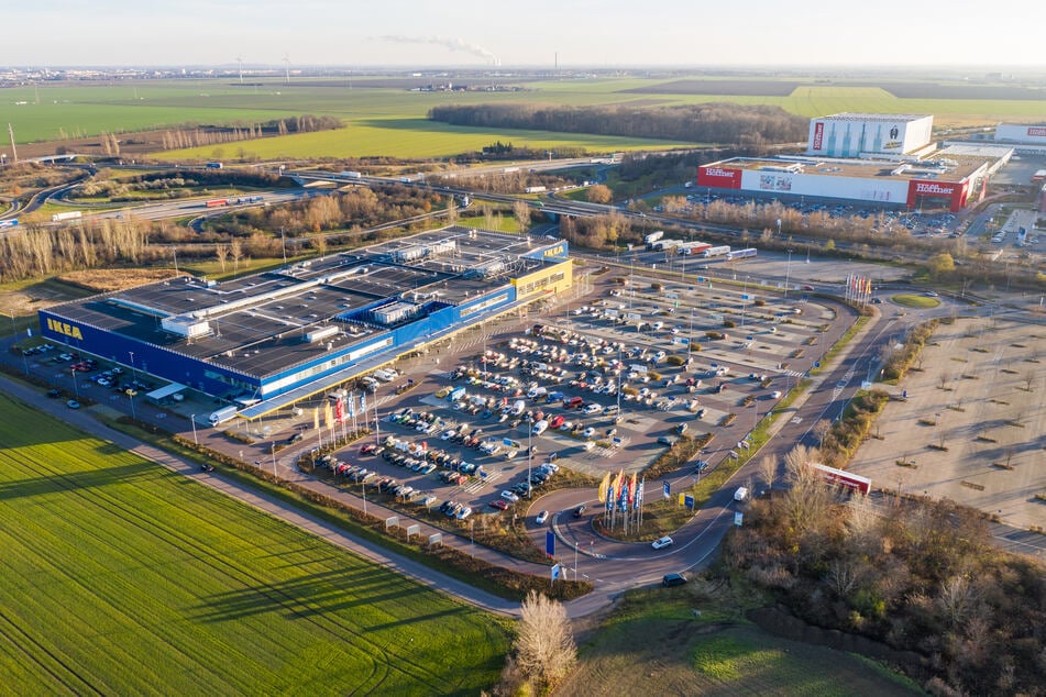 Die IKEA-Filiale in Günthersdorf-Leuna bei Leipzig. Ein Zeuge sagte nun aus, Yolanda auf einem dortigen Parkplatz gesehen zu haben.